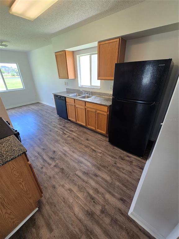 Foto del edificio - 12972 Fennway Ridge Dr