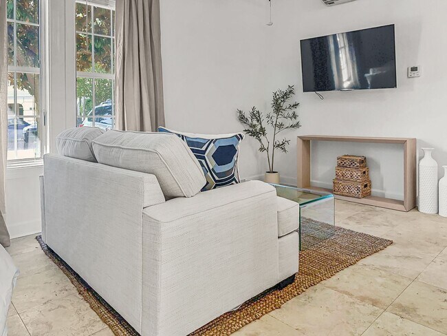 Foto del edificio - 50% off first months rent.  Fully furnished condo in Rosemary Beach!