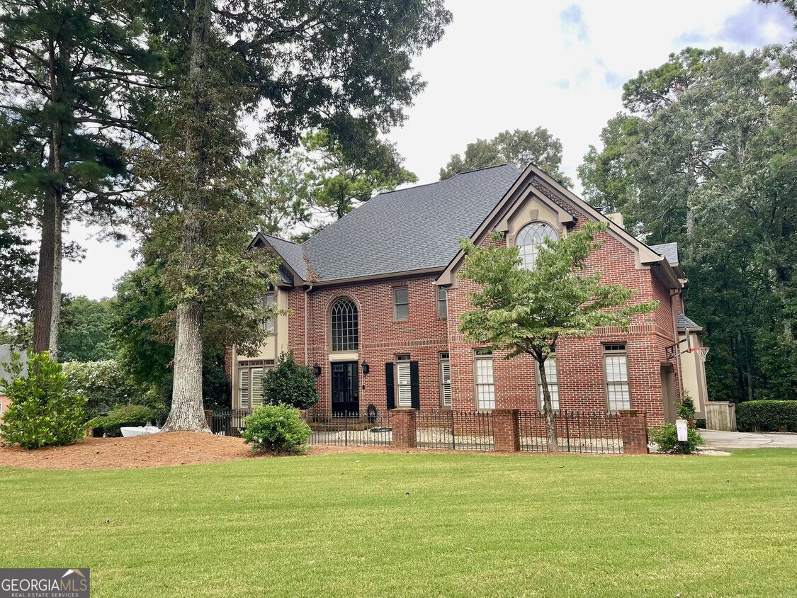 Foto del edificio - 530 Slane Trce