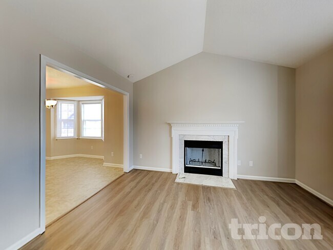Building Photo - 1428 Smokey Mountain Dr