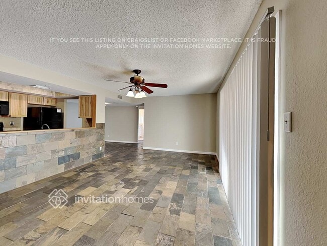 Foto del edificio - 4913 W Frier Dr