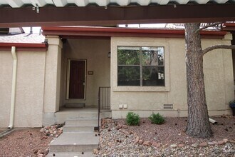 Building Photo - 625 Autumn Crest Cir