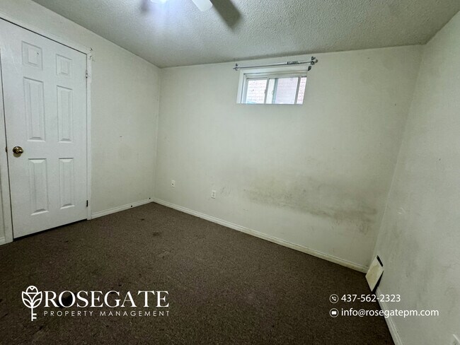 Photo du bâtiment - 2-Bedroom Basement Apartment with 2 Parking Spaces – Brampton