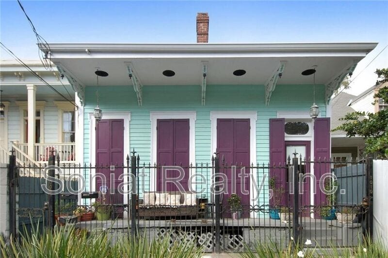 Primary Photo - 1008 Josephine St