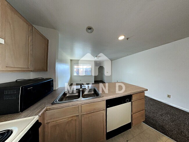 Foto del edificio - 954 Berrum Ln Apt 3