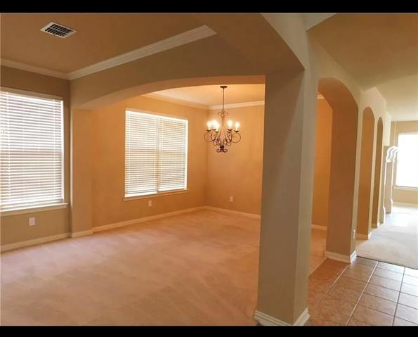 Building Photo - 3600 Nandina Dr