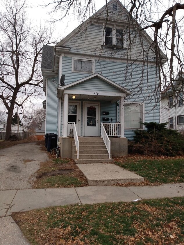 Primary Photo - 479 N Washington St