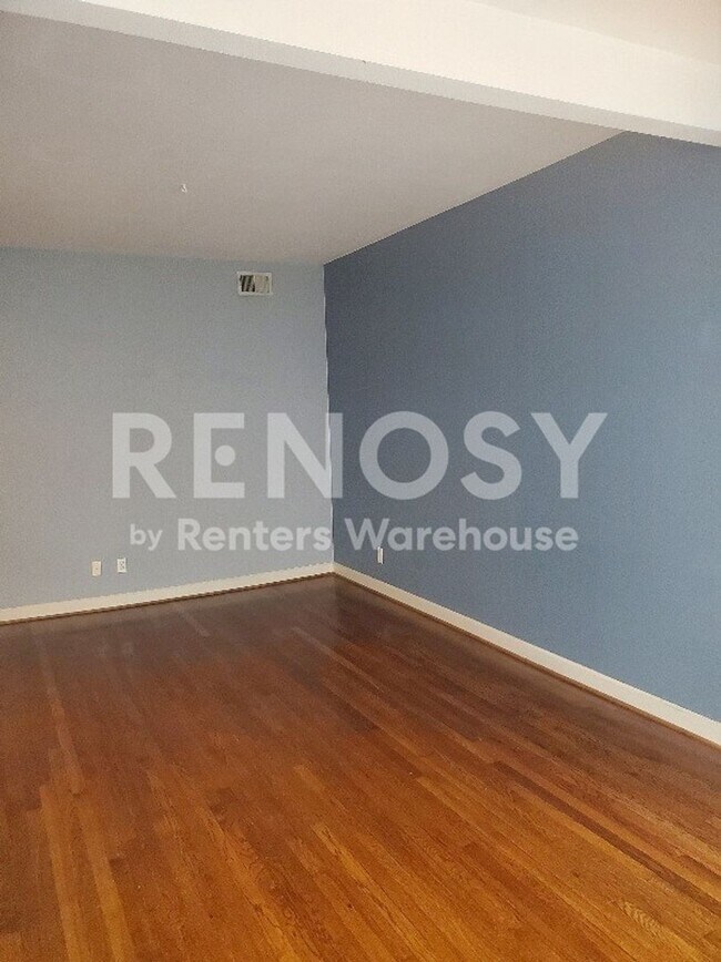 Foto del edificio - 5625 Pershing Ave