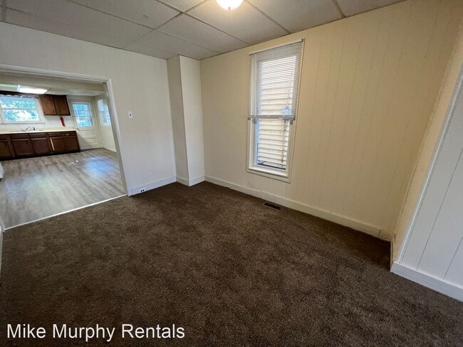 Building Photo - 3 br, 1 bath House - 623 S. Front Street