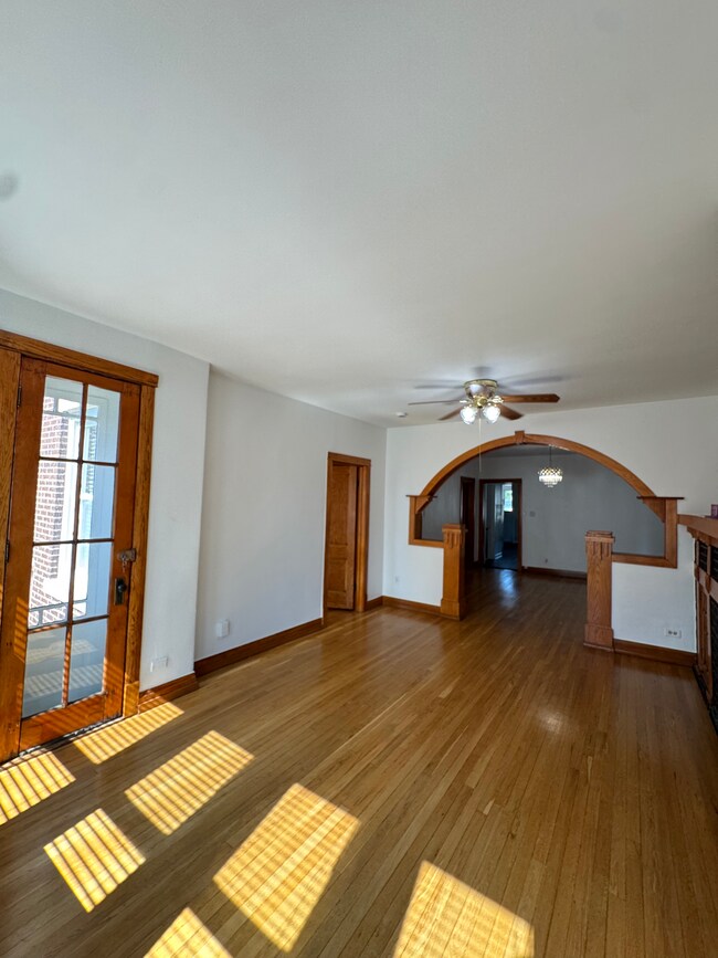 Living Room - 2127 Highland Ave