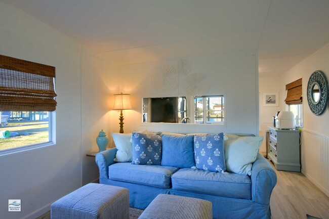 Foto del edificio - FURNISHED OFF-SEASON SHORT TERM RENTAL (UTILITIES INCLUDED w CAP)