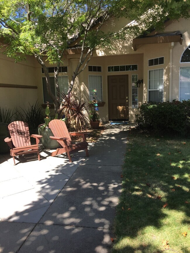 Foto del edificio - 4x2 Single Story in Great Location!