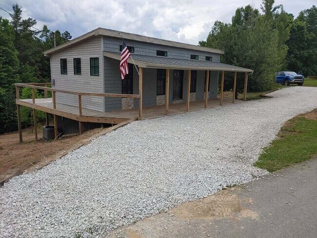 Building Photo - 185 Turkey Ridge Rd