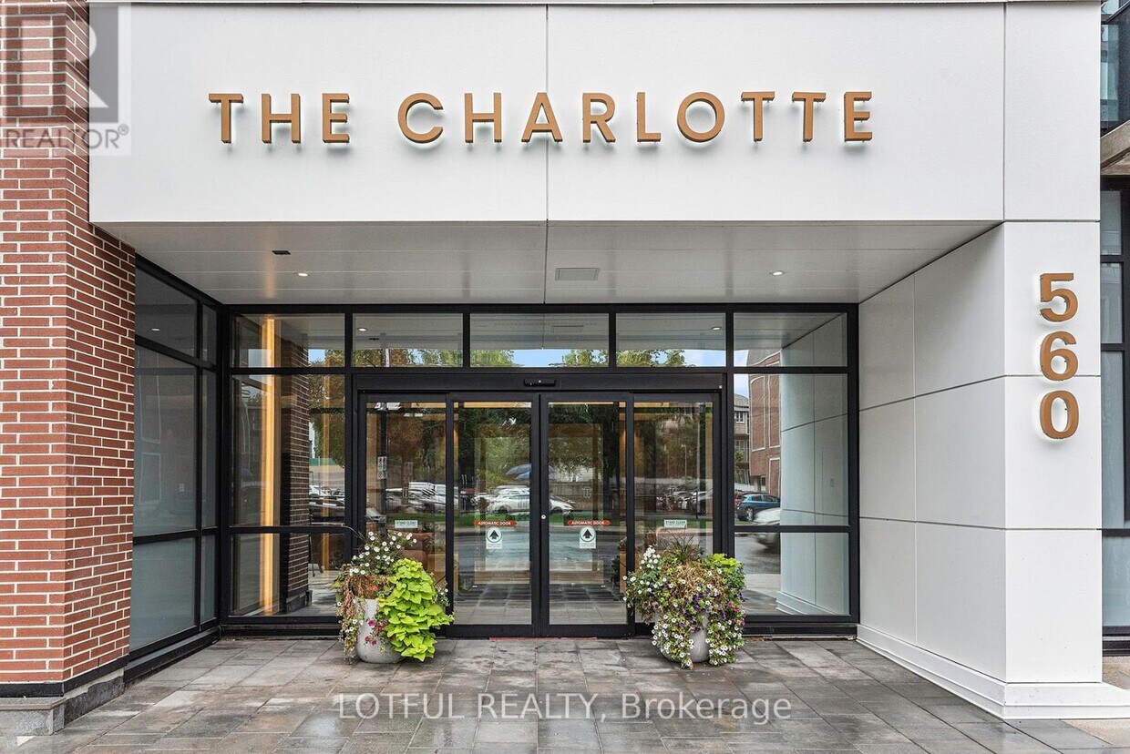 Photo principale - 560-1560 Rideau St