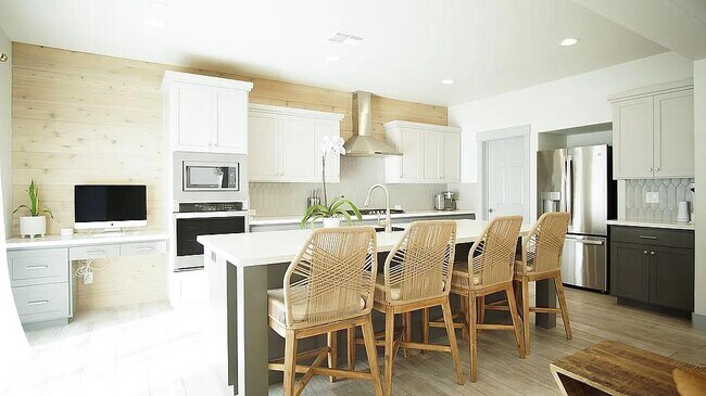 Foto del edificio - 2676 Brooklyn Ln