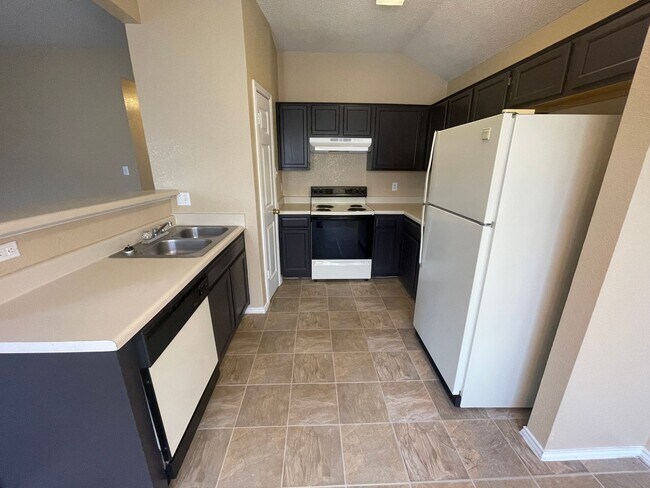 Foto del edificio - 3-Bedroom House for Rent in Killeen