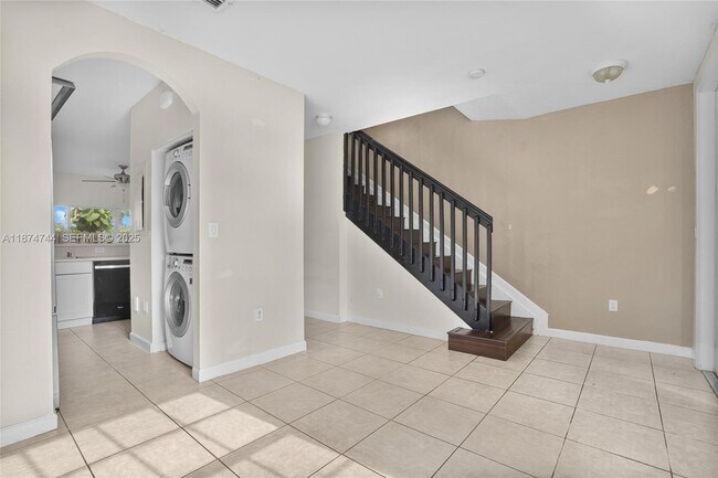 Foto del edificio - 1490 NE 33rd Ave