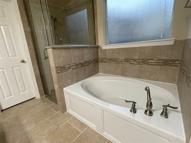 Building Photo - 4507 Montcliff Bend Ln