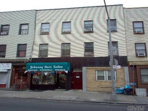 Primary Photo - 153 Wilson Ave