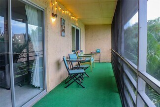 Building Photo - 152 Lake Constance Dr