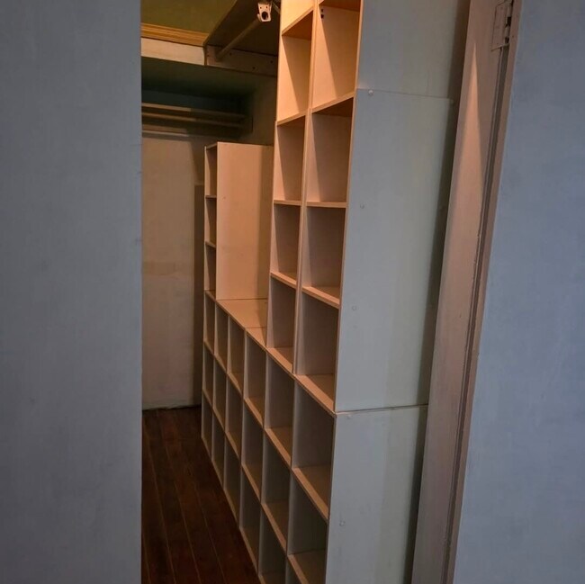 vestidor - 34 Grant St