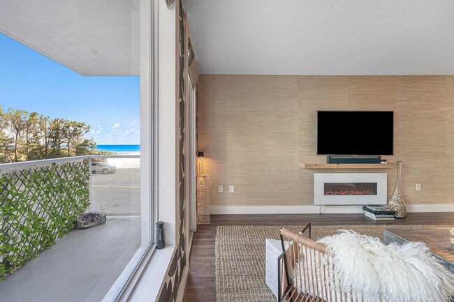 Foto del edificio - 3450 S Ocean Blvd