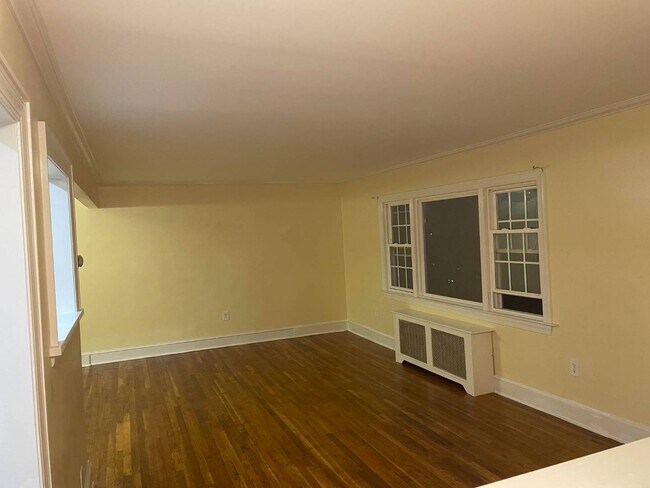 Foto del edificio - 130-18 133rd Ave