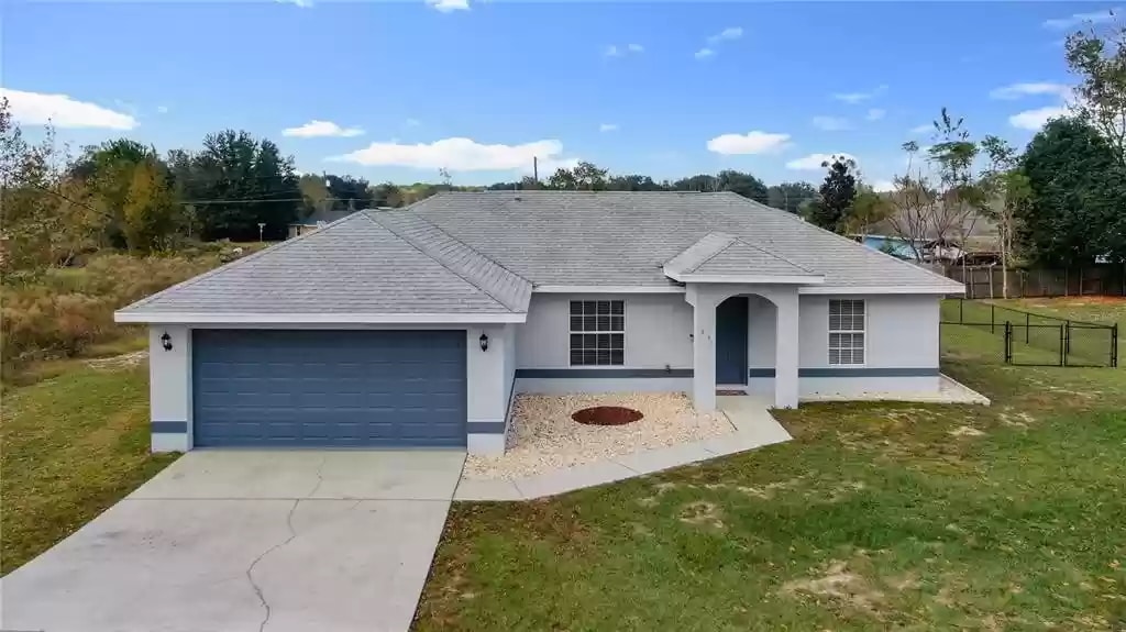 Primary Photo - 44 Juniper Dr