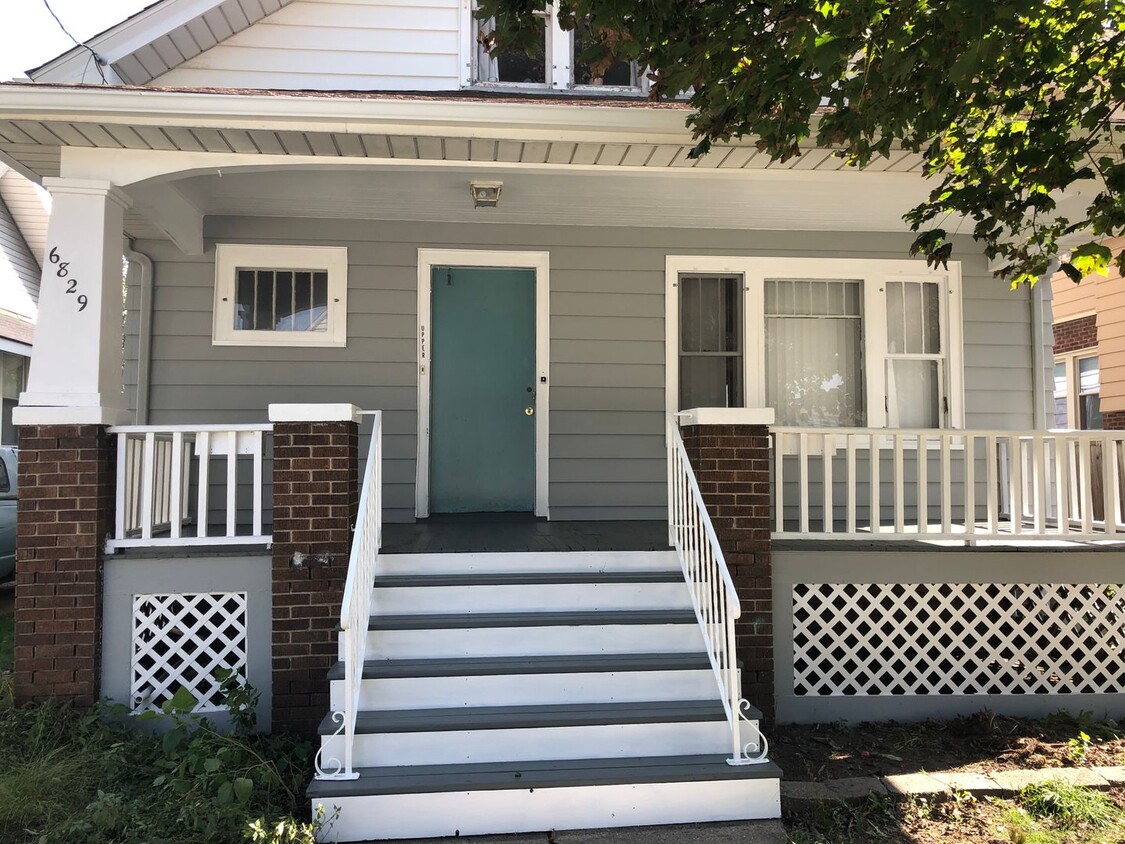 Foto principal - Duplex at 6829 22nd Ave