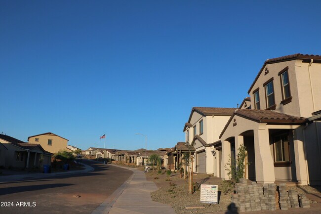 Building Photo - 4423 Acorn Valley Trail
