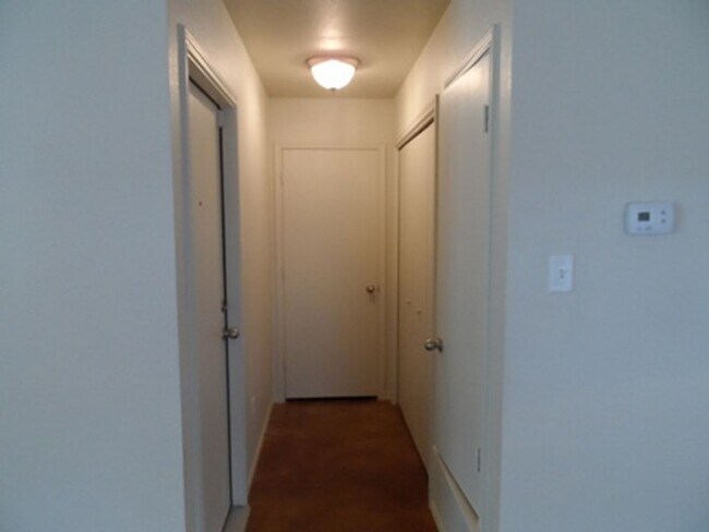 Building Photo - 6301 Temora Loop