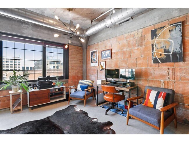 Foto del edificio - 525 N 3rd St