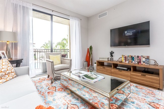 Foto del edificio - 1 br, 1 bath  - 1046 NW 87th Ave