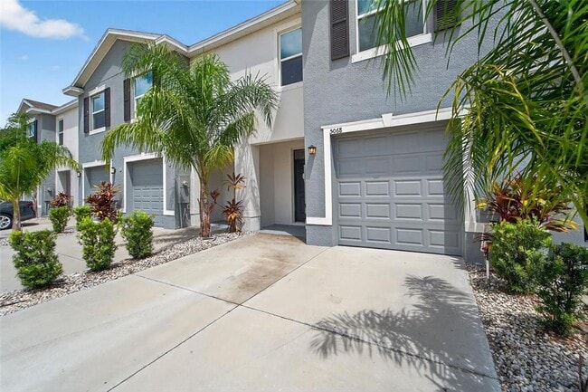 Building Photo - 5068 Captain Davis Dr