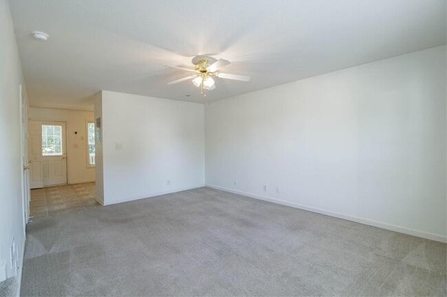 Building Photo - 513 Peachers Ridge Rd