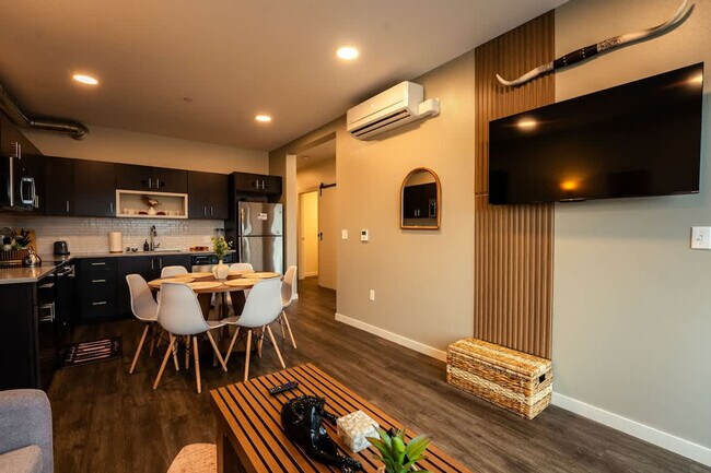 Foto del edificio - 1229 W 1st Ave