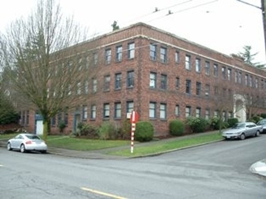 Foto del edificio - Republican
