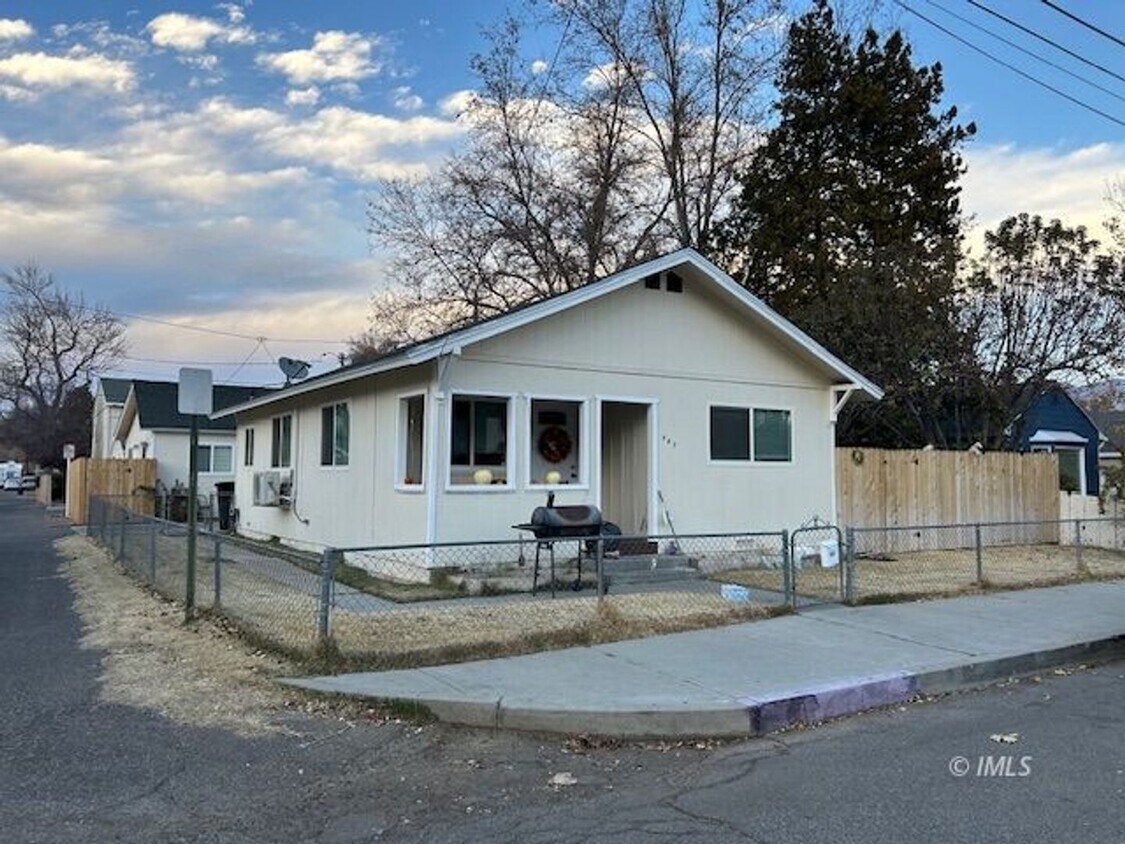 Foto principal - Great Downtown Location