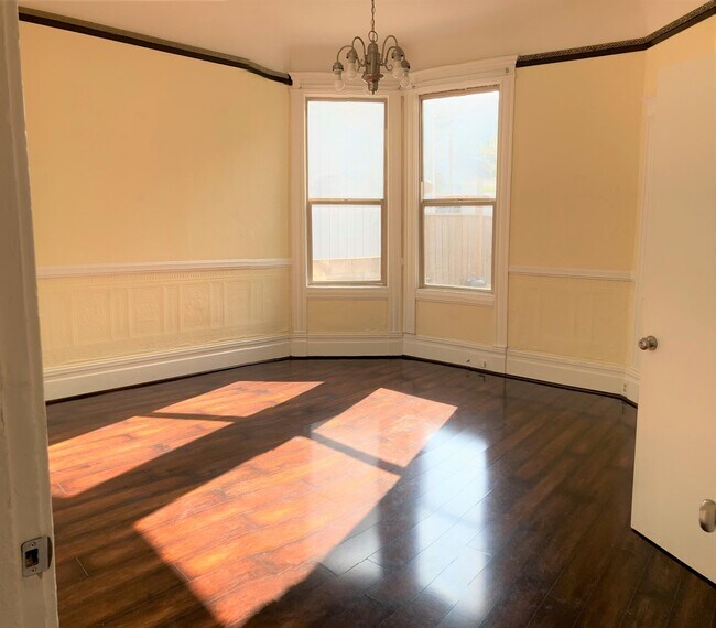 Foto del edificio - 2516 Folsom St