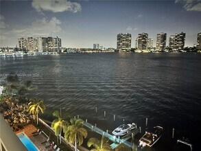 Building Photo - 17800 N Bay Rd