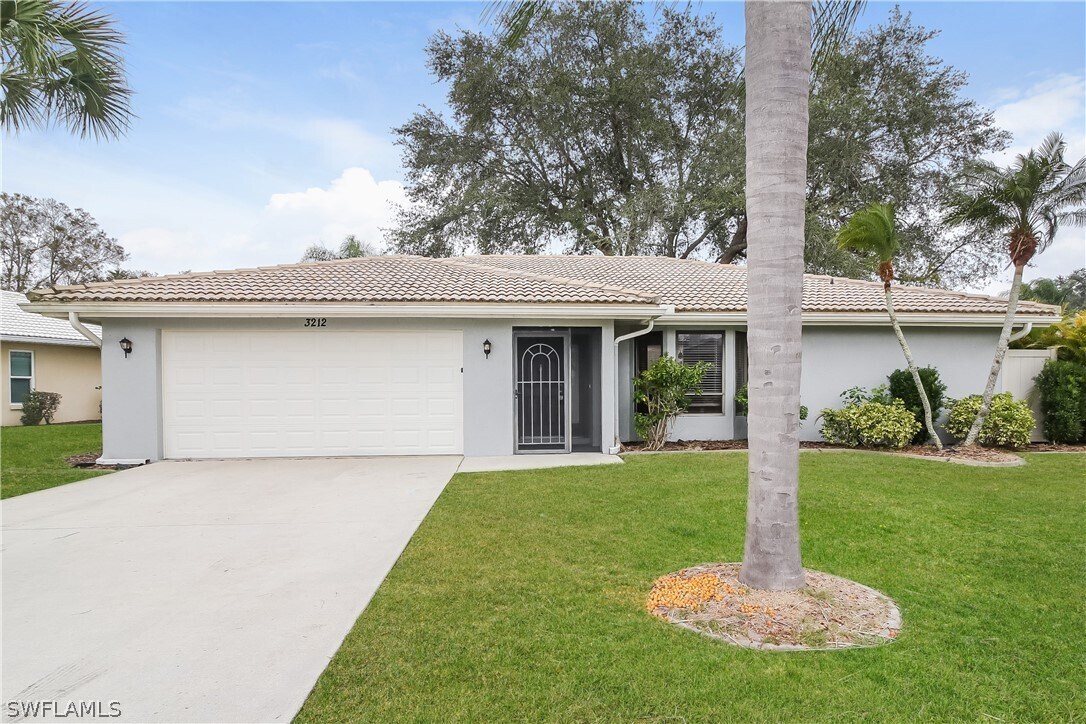 Foto principal - 3212 Meadow Run Dr