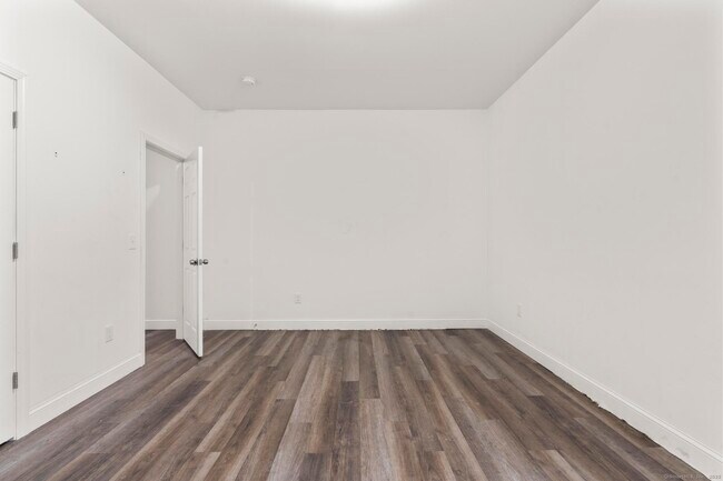 Foto del edificio - 22 Brewster St