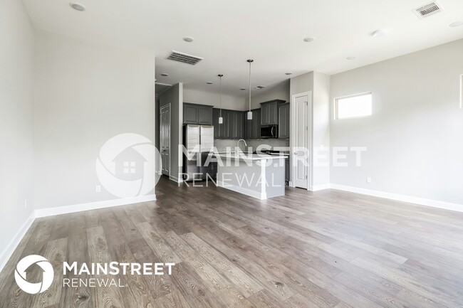 Foto del edificio - 5117 Pine Reach Dr