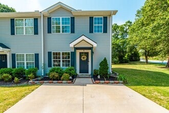 Building Photo - 100 Village Ct
