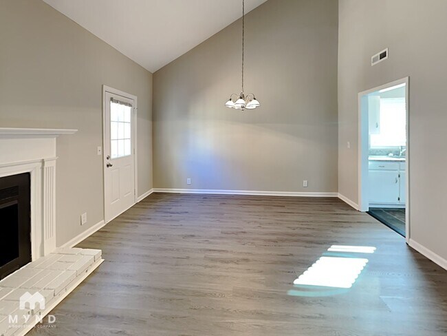 Building Photo - 3268 Priest Woods Dr