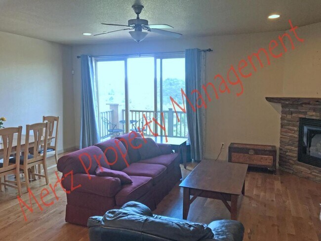 Foto del edificio - 5979 Canyon Reserve Hts.