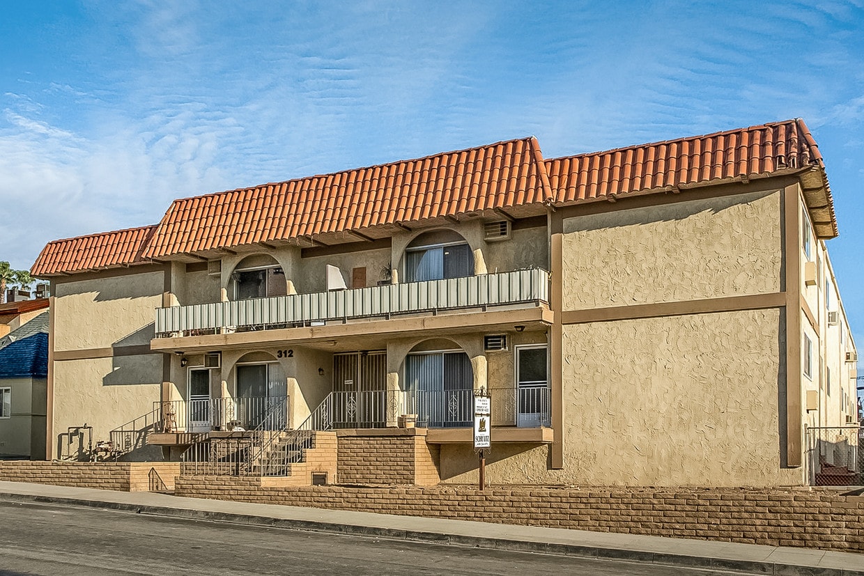 312 E Cedar Ave, Burbank, CA 91502 Apartments in Burbank, CA