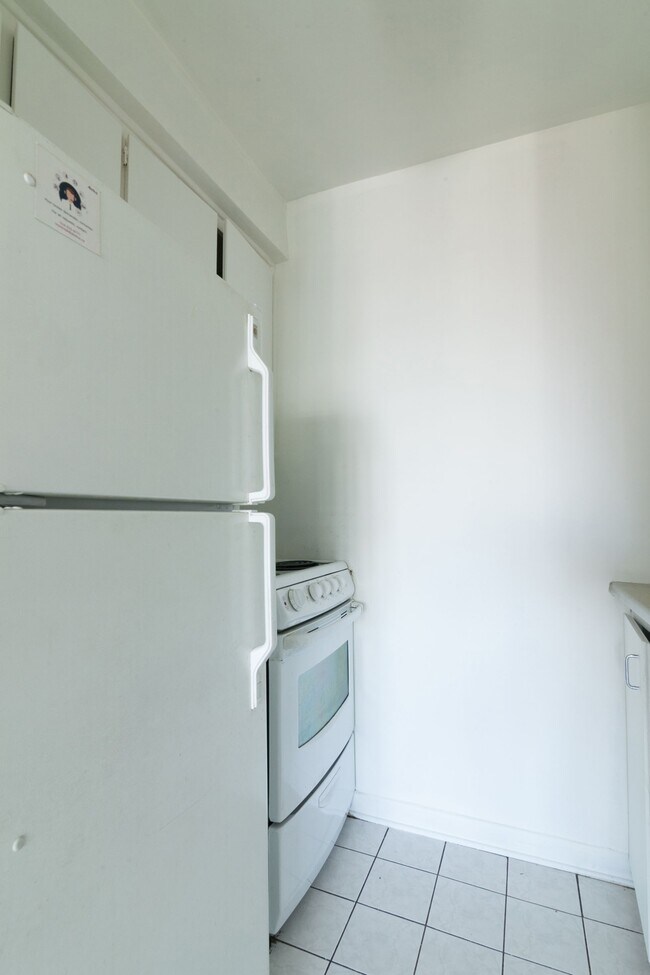 Photo du bâtiment - 3460 Rue Durocher