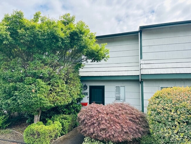 Photo - Charming Condo Conveniently Located
