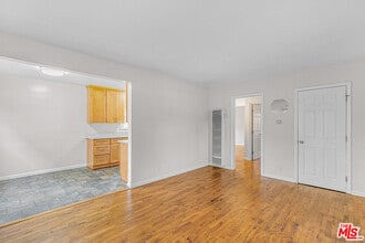 Building Photo - 12021 Louise Ave